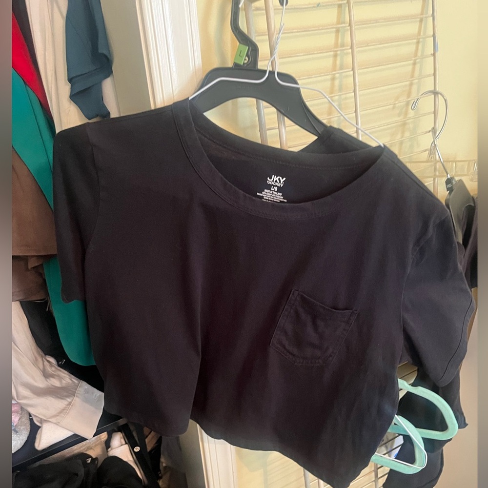 Women’s Large JKY Black Crop Top w| pocket
